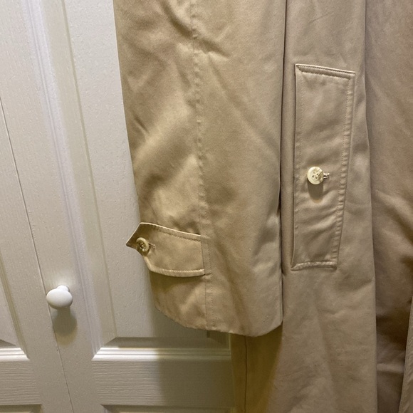 Burberry Vintage Trench Coat - Picture 3 of 14